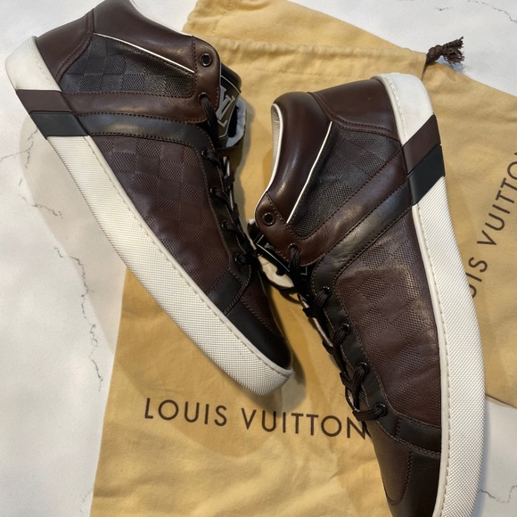 Louis Vuitton Authentic Damier Sneakers - Picture 7 of 11